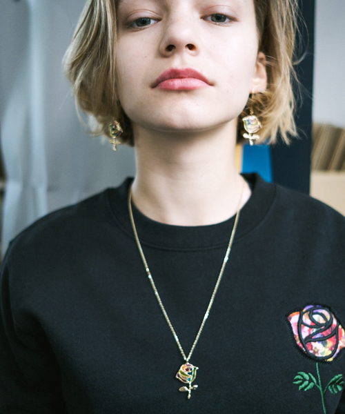 rehacer（レアセル）の「STUDIO T&Y : 2 Feather Beads Necklace