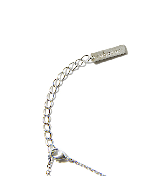 rehacer(レアセル)の「rehacer : Stained glass Rose Necklace Made in Japan / ステンドグラス ローズ ネックレス メイドインジャパン(ネックレス・レディース・シルバー/ゴールド・FREE)」の4枚目の写真