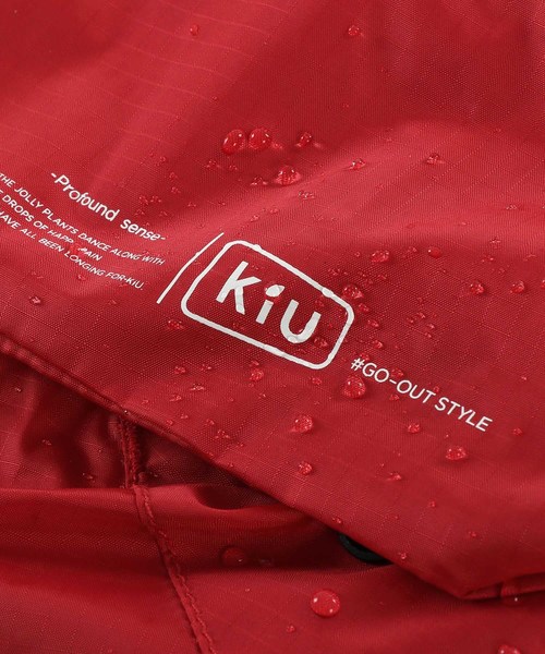 KiU（キウ）の「ナイロンリップストップボディバッグ（ボディバッグ/ウエストポーチ・メンズ・カーキ/レッド/ブラック/ブルー・FREE）」の6枚目の写真
