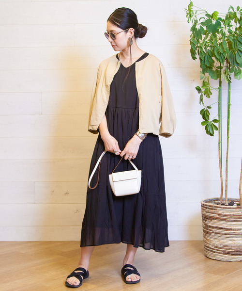 B.I.D.（ビーアイディー）の「BID / Nosleeve Long Tiered Onepiece（ワンピース・レディース・ブルーグリーン/ベージュ/カーキ/ブラック・FREE）」の11枚目の写真
