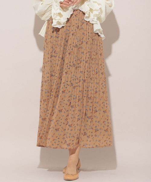 apres jour（アプレジュール）の「アソート消しプリーツスカート【ZOZOTOWN限定アイテム】（スカート・レディース・その他/キャメル/サックスブルー/オフホワイト/ホワイト系その他/ブルー/ライトブルー/マスタード/ブラック/チャコールグレー・フリー）」の9枚目の写真