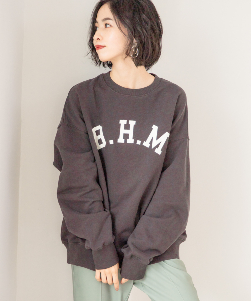 LOWRYS FARM（ローリーズファーム）の「ウラケロゴプルオーバー 851672（スウェット・レディース・チャコールグレー/グレー/アイボリー・FREE）」の3枚目の写真