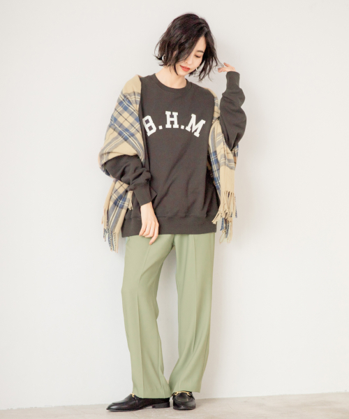 LOWRYS FARM（ローリーズファーム）の「ウラケロゴプルオーバー 851672（スウェット・レディース・チャコールグレー/グレー/アイボリー・FREE）」の12枚目の写真