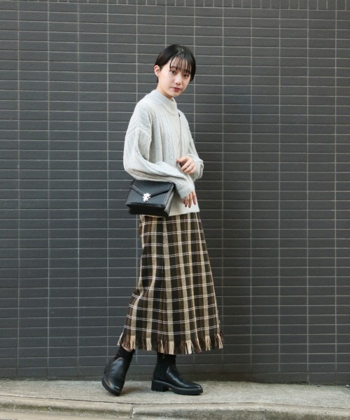 PAGEBOY（ページボーイ）の「ケーブルハイネックニット（ニット/セーター・レディース・グレー/ホワイト/ダークグリーン/パープル/モカ・FREE）」の12枚目の写真