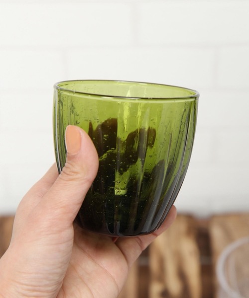 studio CLIP（スタディオクリップ）の「アウラガラスタンブラー（グラス/マグカップ/タンブラー・レディース・グリーン/ダークパープル/マスタード/パープル/スモーク/ブルー・FREE）」の2枚目の写真