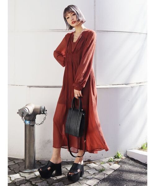 EMODA(エモダ)の「スウィッチングロングワンピース(ワンピース・レディース・ブラック/ブラウン/その他1/その他・FREE)」の16枚目の写真