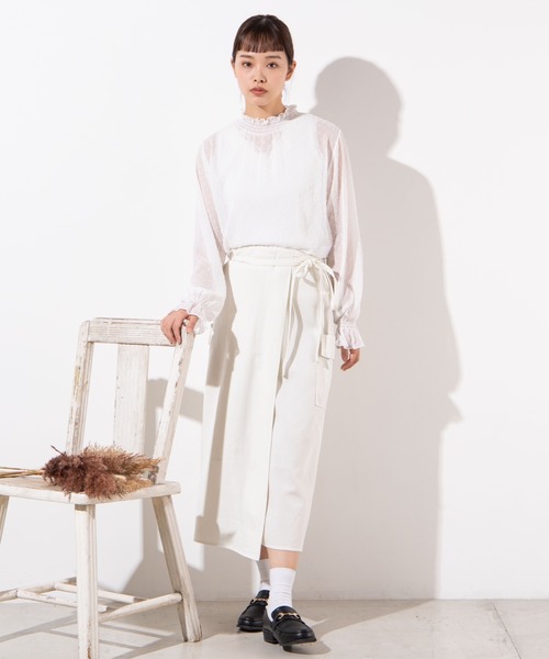 WEGO（ウィゴー）の「WEGO/シアーシャーリングハイネックブラウス（シャツ/ブラウス・レディース・サックスブルー/オフホワイト/ホワイト系その他/ブラック・FREE）」の6枚目の写真