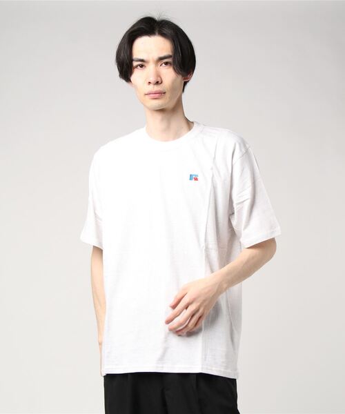 Russell Athletic（ラッセルアスレティック）の「【RUSSELL ATHLETIC/ラッセルアスレティック】（UN）BASELINER TEE LIGHTWEIGHT（Tシャツ/カットソー・メンズ・ホワイト/タン/サックスブルー/ネイビー/ナチュラル/グレー/ブラック/パープル/レッド/ピンク/グリーン/ダークブルー/オレンジ/オートミール/ブルー/マルーン/オリーブ/A・X-LARGE/MEDIUM/LARGE）」の6枚目の写真