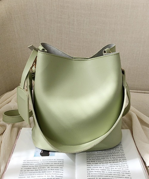 MANGROVE（マングローブ）の「ポーチin2WAYショルダー（ショルダーバッグ・レディース・キャメル/ベージュ/ブラック/グリーン・FREE）」の3枚目の写真