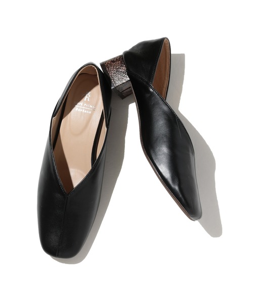 ROPE' PICNIC（ロペピクニック）の「【WEB限定サイズ】センターシームバブーシュシューズ（その他シューズ・レディース・ブラウン/ブラック/オリーブ/キャメル/ダークブラウン・25.0cm/24.0cm/23.0cm/23.5cm/24.5cm）」の2枚目の写真