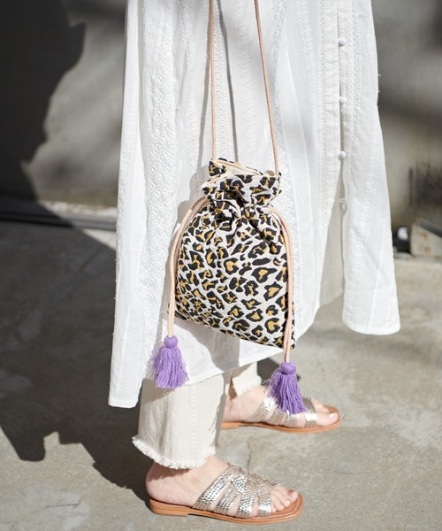 DISCOAT（ディスコート）の「タッセル付ジャガード巾着トートバッグ