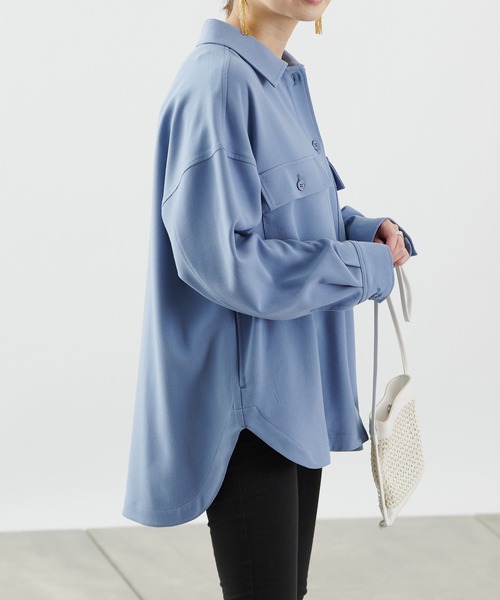 COLONY 2139（コロニートゥーワンスリーナイン）の「TRストレッチCPOシャツ (セットアップ可)（シャツ/ブラウス・レディース・グリーン/ブラック/ブルー・LARGE/MEDIUM）」の3枚目の写真