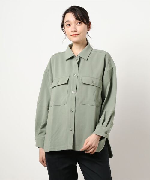 COLONY 2139（コロニートゥーワンスリーナイン）の「TRストレッチCPOシャツ (セットアップ可)（シャツ/ブラウス・レディース・グリーン/ブラック/ブルー・LARGE/MEDIUM）」の4枚目の写真
