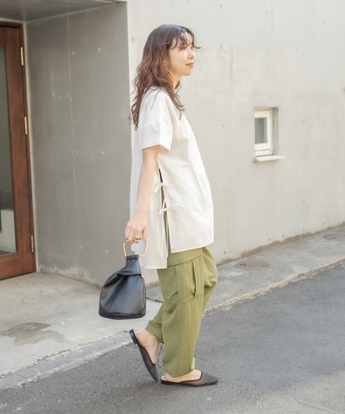 CAPRICIEUX LE'MAGE(カプリシューレマージュ)の「〈新色追加〉スクエアハンドルミニバッグ(トートバッグ・レディース・ブラック/ベージュ/ピンク・ONE SIZE)」の19枚目の写真