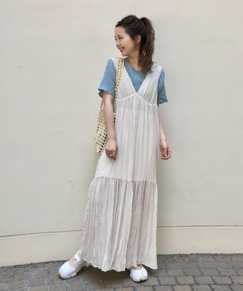 Kastane(カスタネ)の「布帛サッカーT(Tシャツ/カットソー・レディース・スカイブルー/ブラック/アイボリー・FREE)」の21枚目の写真