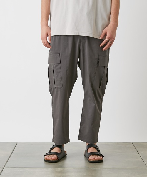 COLONY 2139(コロニートゥーワンスリーナイン)の「カーゴテーパードパンツ/ミリタリテーパードパンツ(カーゴパンツ・メンズ・チャコールグレー/オリーブ・MEDIUM/LARGE)」の11枚目の写真