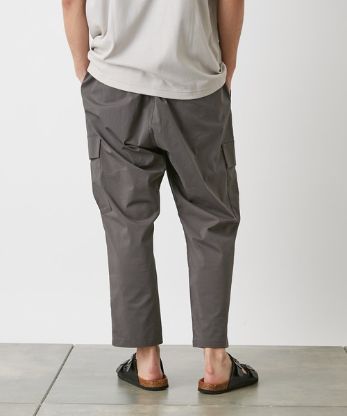 COLONY 2139(コロニートゥーワンスリーナイン)の「カーゴテーパードパンツ/ミリタリテーパードパンツ(カーゴパンツ・メンズ・チャコールグレー/オリーブ・MEDIUM/LARGE)」の13枚目の写真