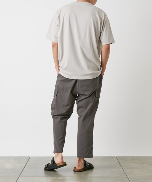 COLONY 2139(コロニートゥーワンスリーナイン)の「カーゴテーパードパンツ/ミリタリテーパードパンツ(カーゴパンツ・メンズ・チャコールグレー/オリーブ・MEDIUM/LARGE)」の18枚目の写真