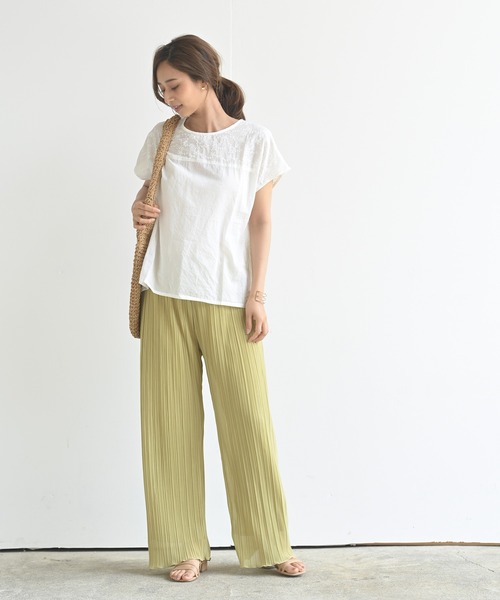 rps（アールピーエス）の「コットンボイル刺繍生地ブラウス（シャツ/ブラウス・レディース・ブラック/オフホワイト/ライトカーキ/チャコールグレー・M-L/M）」の20枚目の写真