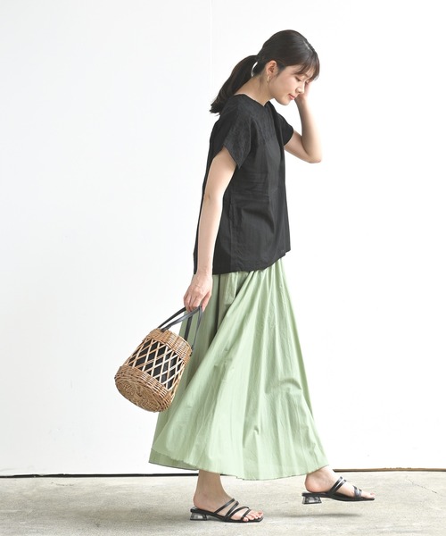 rps（アールピーエス）の「コットンボイル刺繍生地ブラウス（シャツ/ブラウス・レディース・ブラック/オフホワイト/ライトカーキ/チャコールグレー・M-L/M）」の21枚目の写真