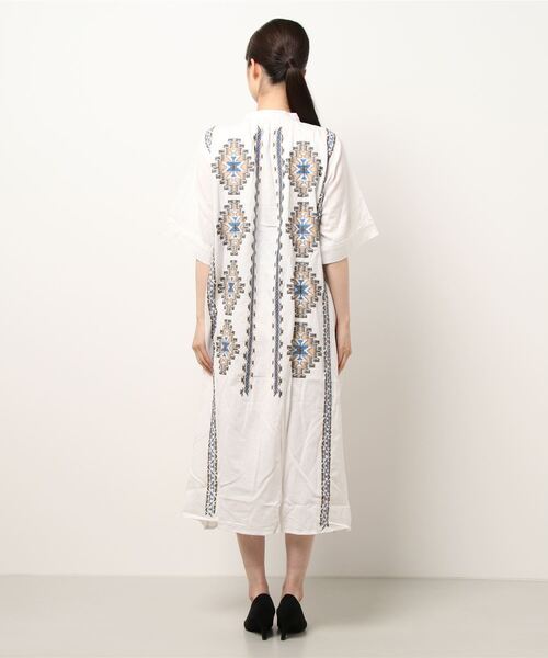 チャイハネ（チャイハネ）の「【チャイハネ】カフタンワンピース（ワンピース・レディース・ホワイト/ブルー/マスタード・FREE）」の20枚目の写真