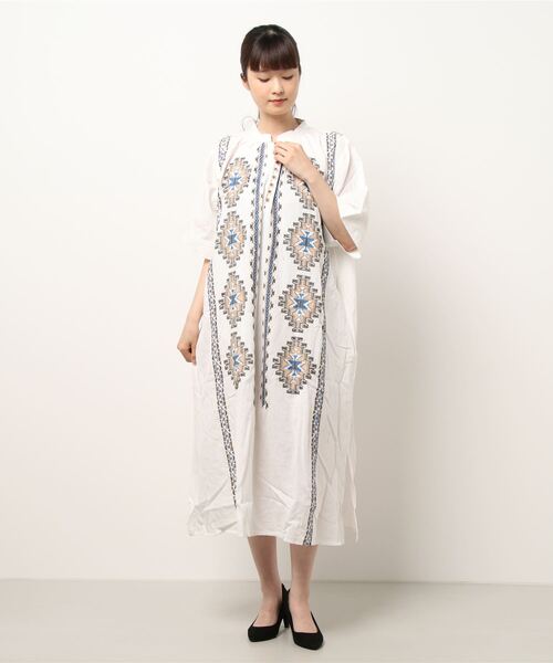 チャイハネ（チャイハネ）の「【チャイハネ】カフタンワンピース（ワンピース・レディース・ホワイト/ブルー/マスタード・FREE）」の18枚目の写真