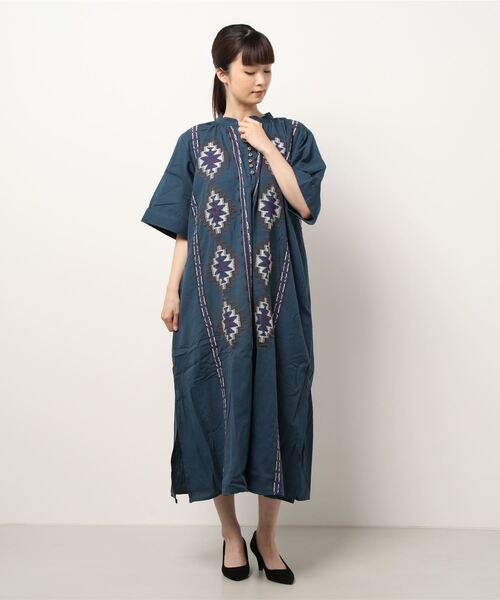 チャイハネ（チャイハネ）の「【チャイハネ】カフタンワンピース（ワンピース・レディース・ホワイト/ブルー/マスタード・FREE）」の7枚目の写真