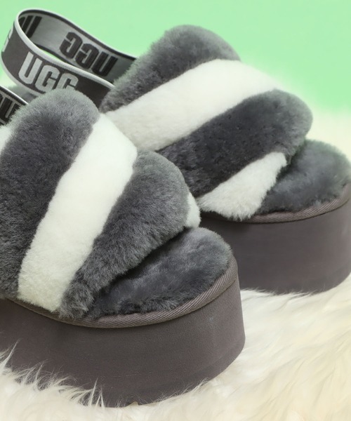 UGG(アグ)の「UGG Disco Stripe Slide / アグ ディスコ UGG(アグ)の「UGG Disco Stripe Slide / アグ ディスコ