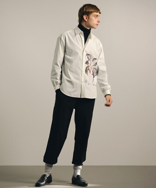 JOSEPH STUDIO（ジョゼフストゥディオ）の「フラワープリント　シャツ（シャツ/ブラウス・メンズ・ホワイト系3/サックスブルー系3・6/8）」の12枚目の写真