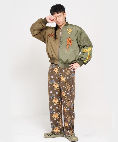 P.A.M.（パム）の「P.A.M. SPACE BLOSSOMS SPLIT BOMBER JACKET (ARTWORK BY LEOMI SADLER) (39131)（MA-1・メンズ・オリーブ・MEDIUM/LARGE/X-LARGE/SMALL）」の5枚目の写真
