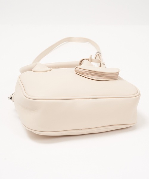 AS KNOW AS PINKY（アズノゥアズピンキー）の「マメポーチ付きボストンバッグ（ボストンバッグ・レディース・ブラック/アイボリー・FREE）」の5枚目の写真