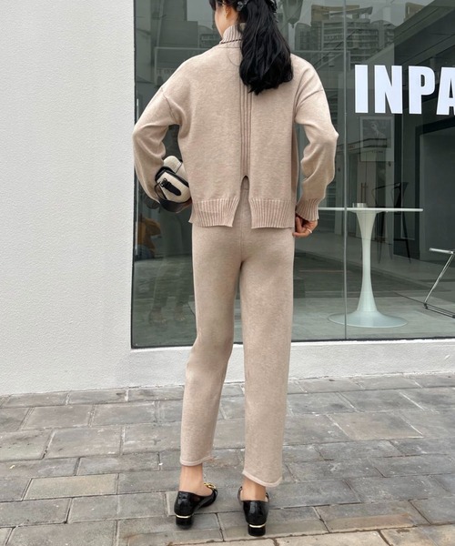 Diosfront(ディオスフロント)の「ハイネックニットプルオーバー+パンツ2点セット(セットアップ・レディース・ブラック/ベージュ/ピンク/ブルー/アイボリー・S/M/L)」の17枚目の写真