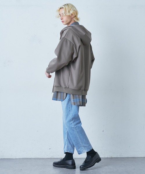 Lui's（ルイス）の「ミドルチェックスリットテールシャツ（シャツ/ブラウス・メンズ・ベージュ/ブルー・FREE）」の14枚目の写真