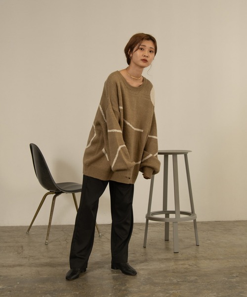 Amiur（エミレ）の「nuance over size knit（ニット/セーター・レディース・ベージュ/ブラウン・FREE）」の17枚目の写真