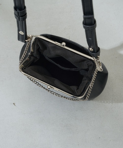 Chico（チコ）の「がま口ミニショルダーバック（ショルダーバッグ・レディース・ブラウン/ブラック系その他/ブラック/アイボリー・FREE）」の16枚目の写真