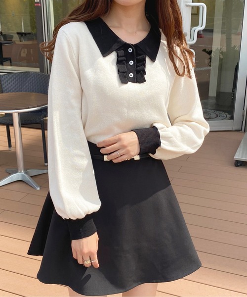 apres jour(アプレジュール)の「フリルニットポロシャツ【ZOZOTOWN限定アイテム】(ニット/セーター・レディース・ブラウン系その他/アイボリー/ピンクベージュ/ブルー系その他・フリー/X-LARGE)」の2枚目の写真