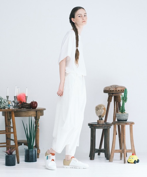 bedsidedrama（ベットサイドドラマ）の「Backside Lace Pants（デニムパンツ・レディース・ホワイト/ネイビー・2/1）」の11枚目の写真