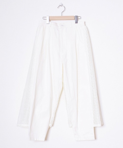 bedsidedrama（ベットサイドドラマ）の「Backside Lace Pants（デニムパンツ・レディース・ホワイト/ネイビー・2/1）」の14枚目の写真