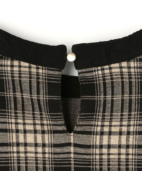 NICOLE white（ニコルホワイト）の「ジャガードチェック×楊柳デシンプルオーバー（Tシャツ/カットソー・レディース・ブラック系/グレー系・FREE）」の9枚目の写真