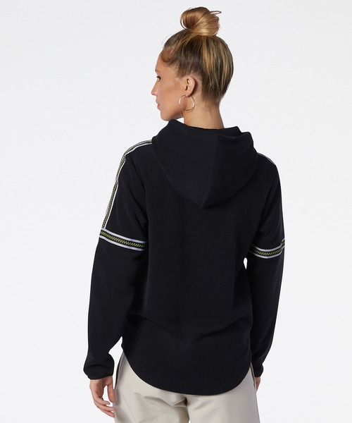 NEW BALANCE（ニューバランス）の「NB AT ポーラーフリース フーディ―（パーカー・レディース・ブラック/オレンジ系・SMALL/MEDIUM/LARGE）」の13枚目の写真