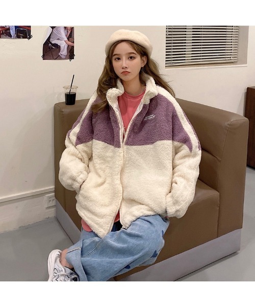 DEVICE(デバイス)の「オーバーサイズ スタンドカラー フリース ボア ジャケット アウター ブルゾン(ブルゾン・レディース・パープル/ブルー・FREE)」の3枚目の写真