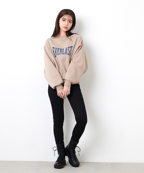 EVERLAST(CROSSPLUS ONLINE)(エバーラスト)の「ビッグロゴプリント ボリューム袖トレーナー(その他トップス・レディース・ベージュ/ネイビー/杢グレー・LL/M/L)」の12枚目の写真