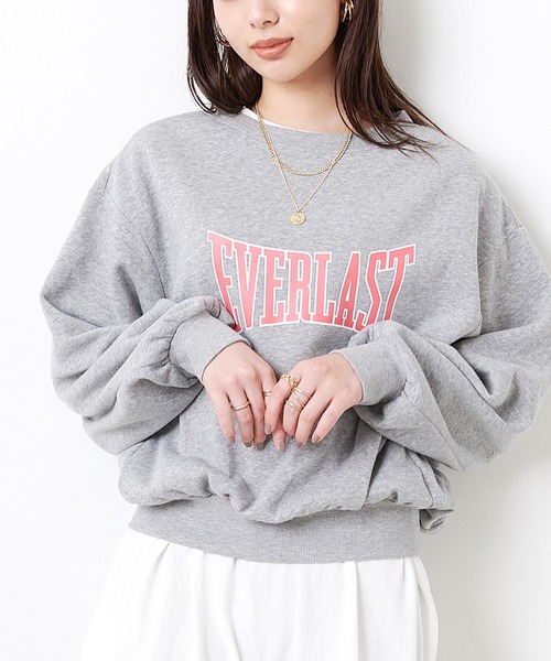 EVERLAST(CROSSPLUS ONLINE)(エバーラスト)の「ビッグロゴプリント ボリューム袖トレーナー(その他トップス・レディース・ベージュ/ネイビー/杢グレー・LL/M/L)」の22枚目の写真