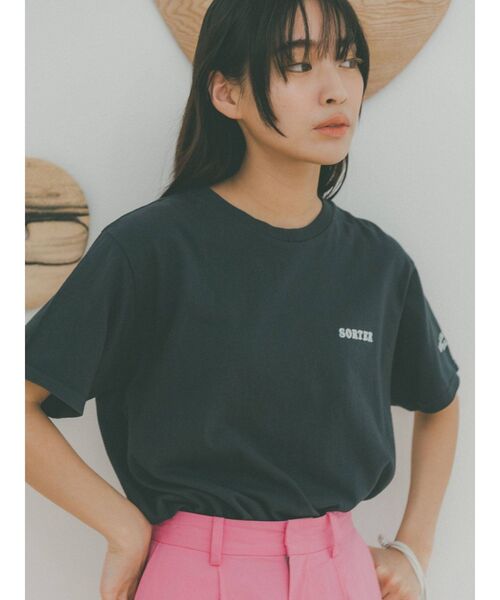 Ungrid（アングリッド）の「カラーエンブロイダリーTee（Tシャツ/カットソー・レディース・チャコールグレー/ブルー/ピンク/オフホワイト・FREE）」の7枚目の写真