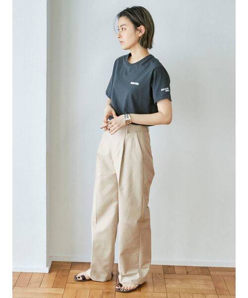 Ungrid（アングリッド）の「カラーエンブロイダリーTee（Tシャツ/カットソー・レディース・チャコールグレー/ブルー/ピンク/オフホワイト・FREE）」の18枚目の写真