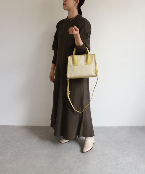 T・S・L(ティーエスエル)の「スクエア2wayバッグ(ボストンバッグ・レディース・ブラック/イエロー/モカ・FREE)」の14枚目の写真