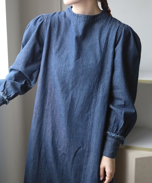 Bab（バブ）の「パフスリーブデニムワンピース（ワンピース・レディース・インディゴブルー/ブルー・M）」の6枚目の写真