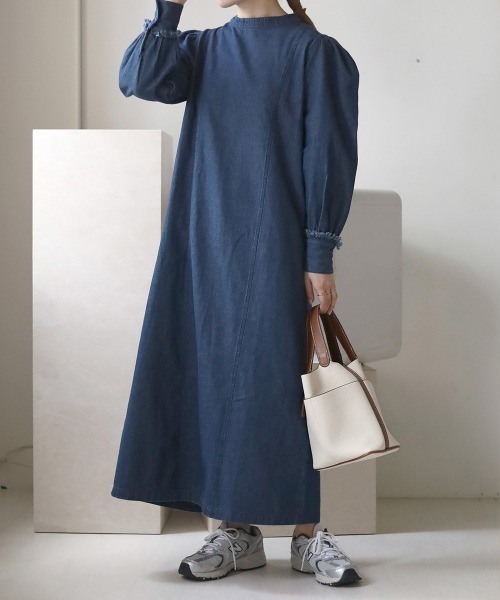 Bab（バブ）の「パフスリーブデニムワンピース（ワンピース・レディース・インディゴブルー/ブルー・M）」の14枚目の写真