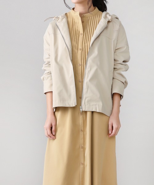 Bou Jeloud（ブージュルード）の「【WEB限定】シャークスキンバックフレアマウンテンパーカー（マウンテンパーカー・レディース・ベージュ/ピンク/モカ・FREE）」の5枚目の写真