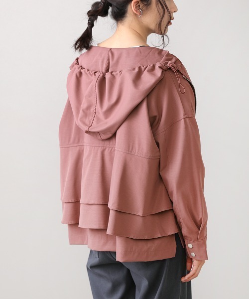 Bou Jeloud（ブージュルード）の「【WEB限定】シャークスキンバックフレアマウンテンパーカー（マウンテンパーカー・レディース・ベージュ/ピンク/モカ・FREE）」の16枚目の写真